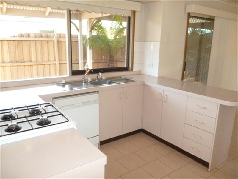 54 Meadow Glen Drive, Epping VIC 3076