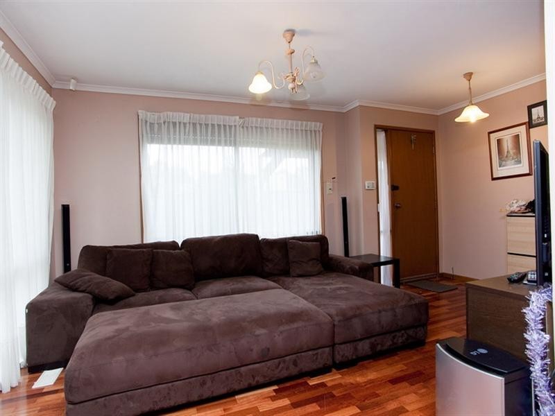 17 Maiden Court, Epping VIC 3076