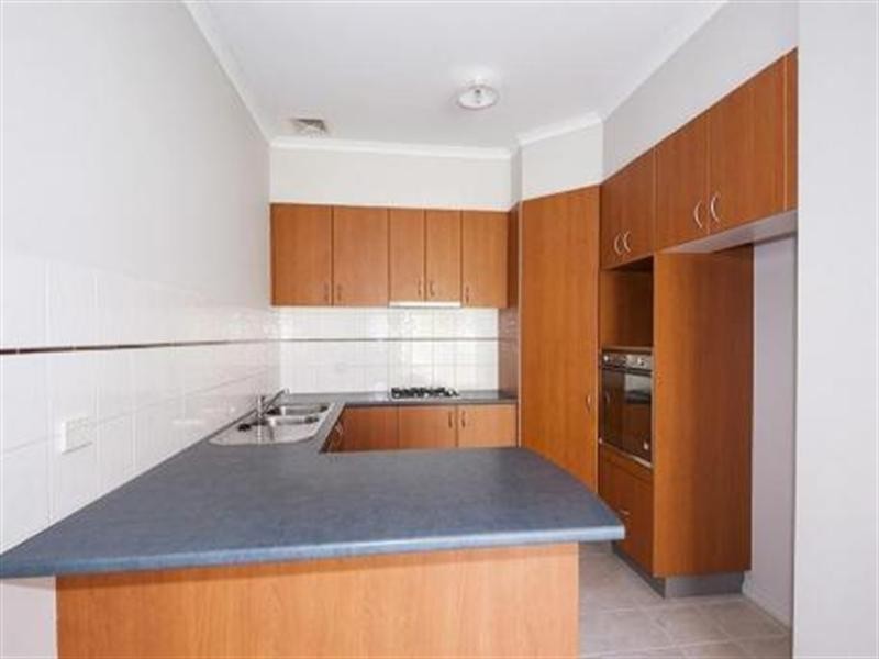 4 Redbark Hill Circuit, South Morang VIC 3752