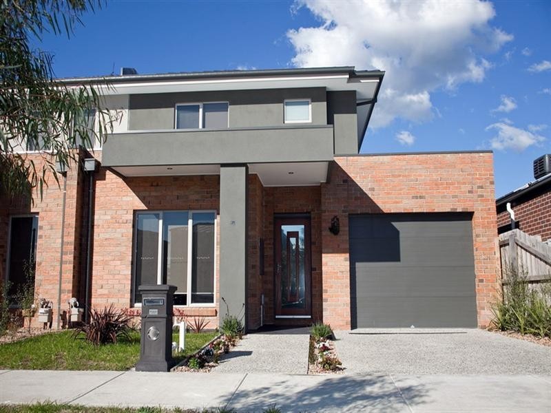 3B Fitzgerald Drive, South Morang VIC 3752