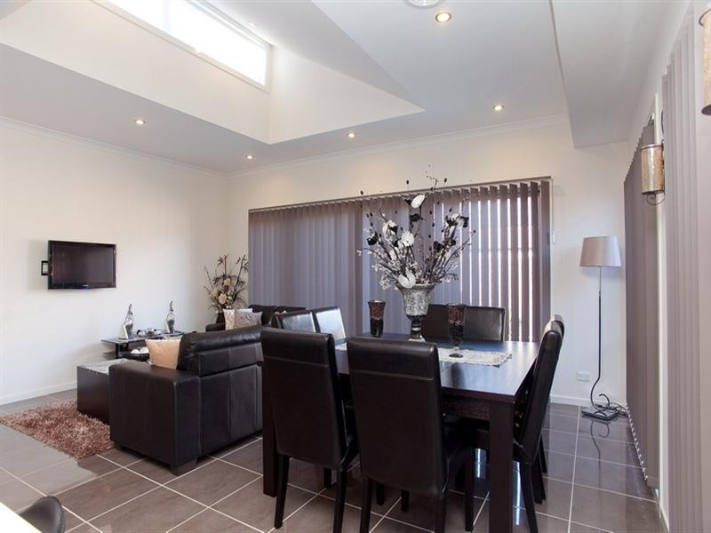 3B Fitzgerald Drive, South Morang VIC 3752