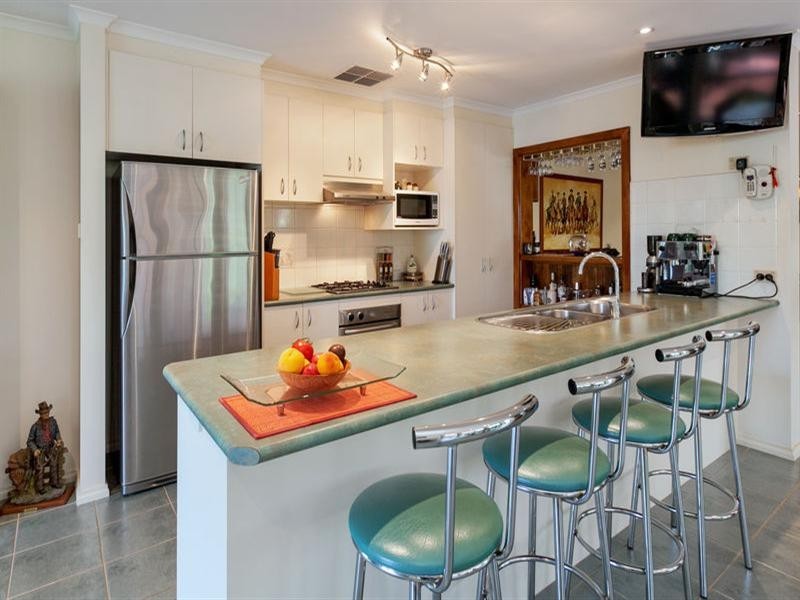 11 Axa Way, South Morang VIC 3752