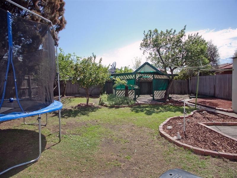 34 Arndell Street, Thomastown VIC 3074