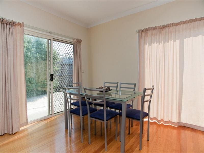 6 Oakville Place, Craigieburn VIC 3064