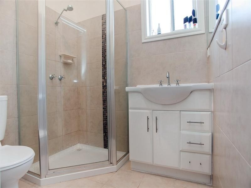 6 Oakville Place, Craigieburn VIC 3064