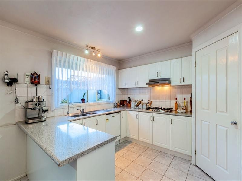 20 Kinlora Avenue, Epping VIC 3076