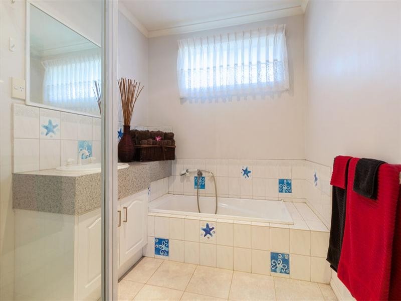 20 Kinlora Avenue, Epping VIC 3076