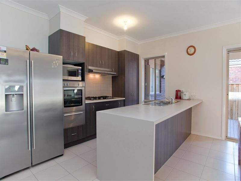 11 Mediterranean Way, Epping VIC 3076