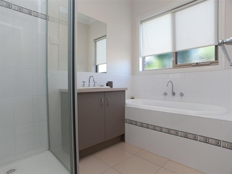 11 Mediterranean Way, Epping VIC 3076