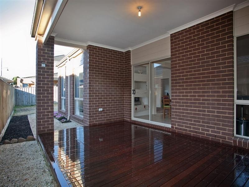 11 Mediterranean Way, Epping VIC 3076