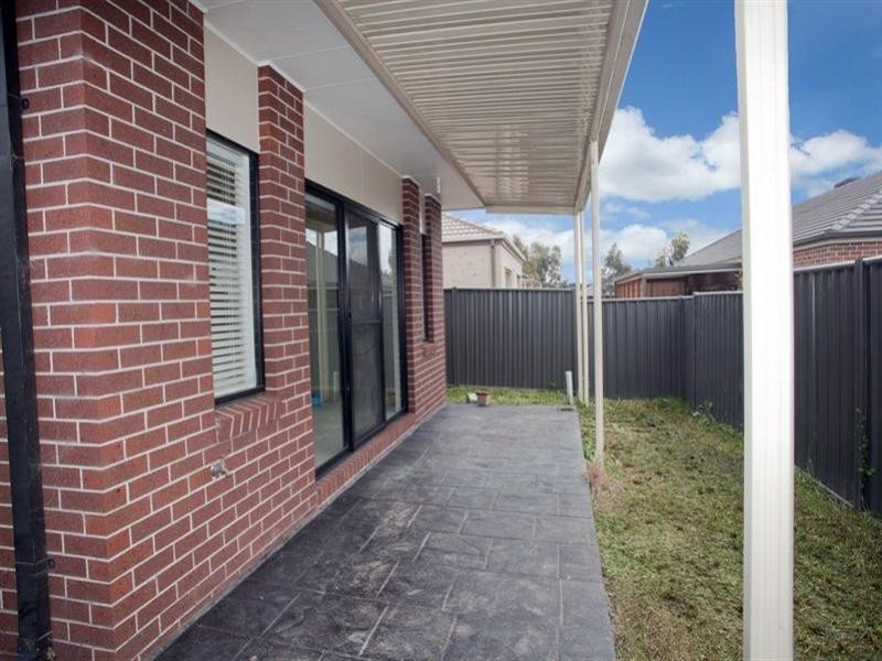 15 Paisley Crescent, Mernda VIC 3754