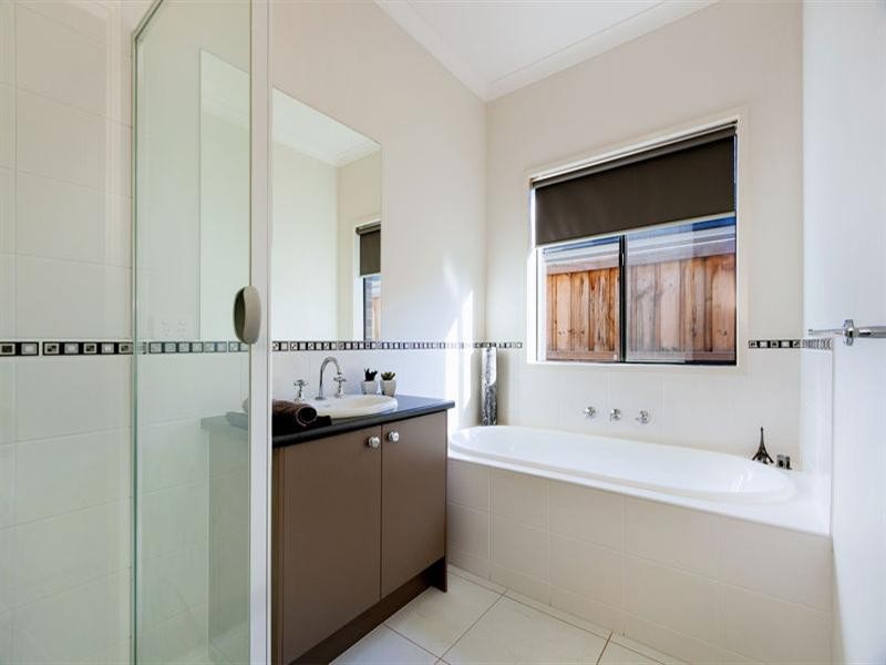 24 Mabel Street, Doreen VIC 3754