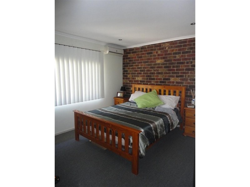 2/8 Patterson Crescent, Greensborough VIC 3088