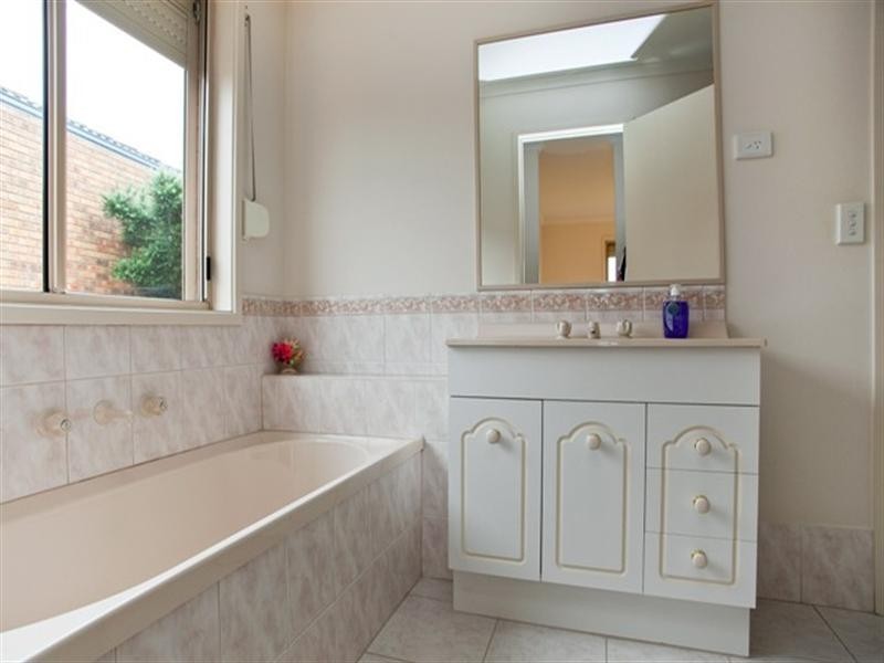 7 Sahra Court, Epping VIC 3076