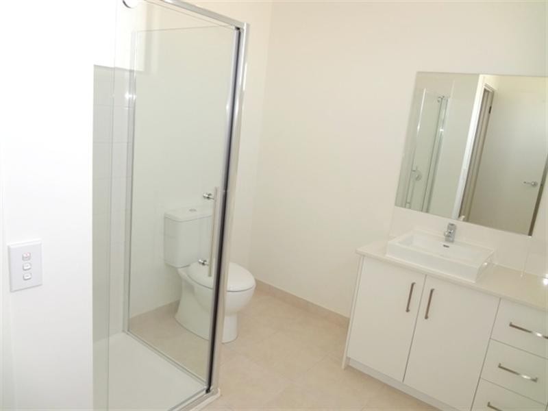 5 Densham Way, Craigieburn VIC 3064