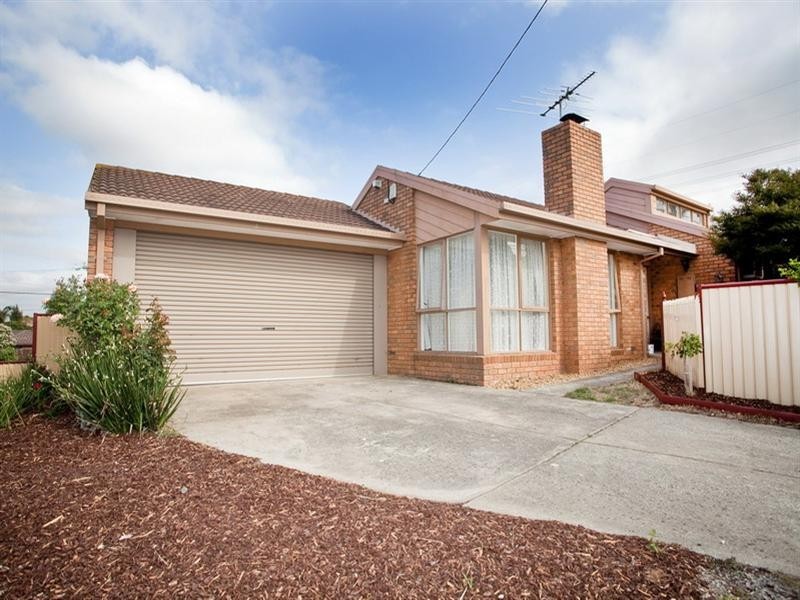 13 Longwood Drive, Epping VIC 3076
