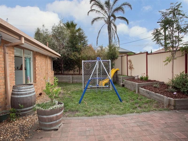 13 Longwood Drive, Epping VIC 3076