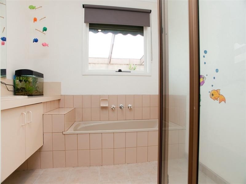 13 Longwood Drive, Epping VIC 3076