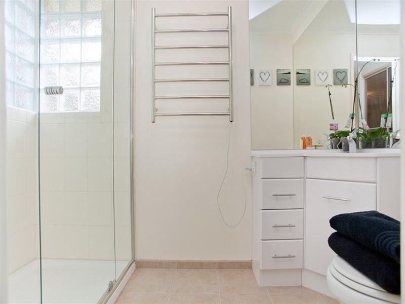 13 Longwood Drive, Epping VIC 3076