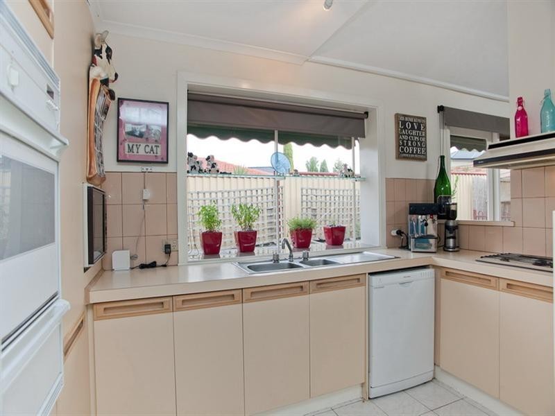13 Longwood Drive, Epping VIC 3076