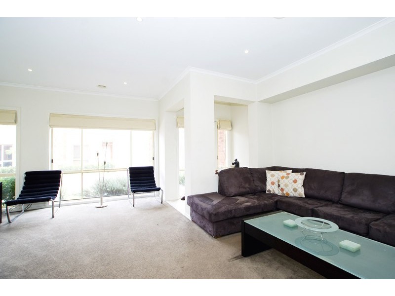 14 Newell Street, South Morang VIC 3752