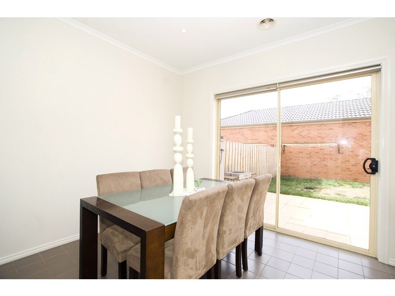14 Newell Street, South Morang VIC 3752