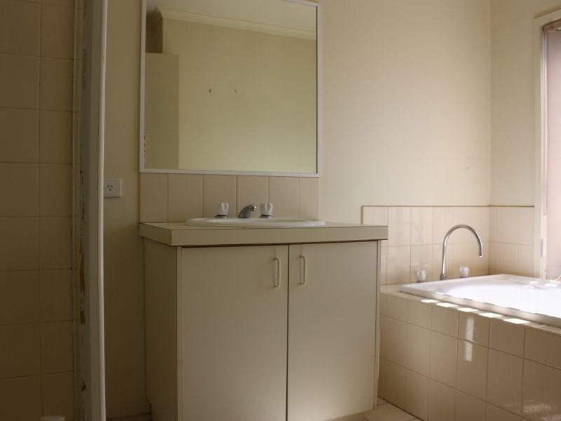 30 Timberglades Drive, Bundoora VIC 3083