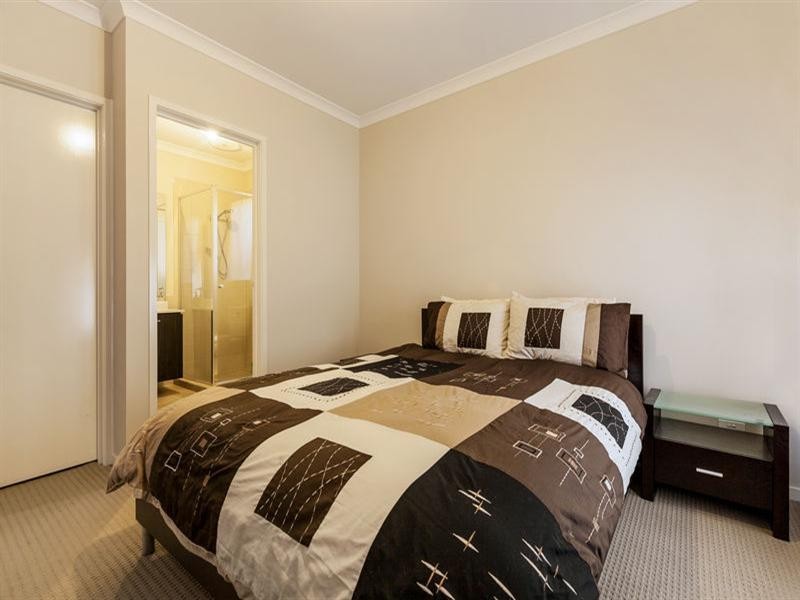 8 Destiny View, Mernda VIC 3754