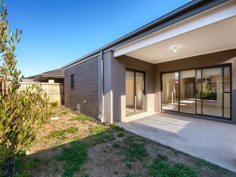 42 Mosaic Drive, Lalor VIC 3075