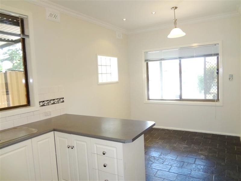 28 Chowne Street, Lalor VIC 3075