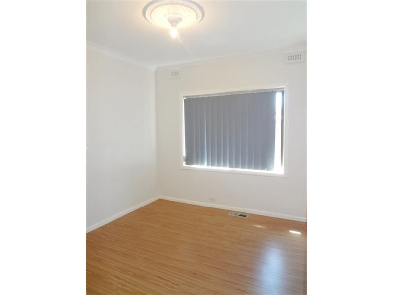 28 Chowne Street, Lalor VIC 3075