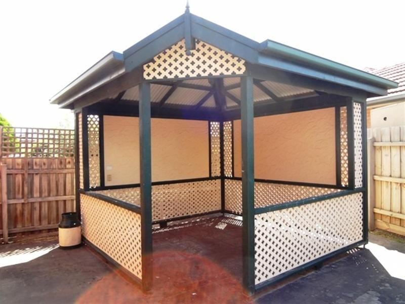 28 Chowne Street, Lalor VIC 3075