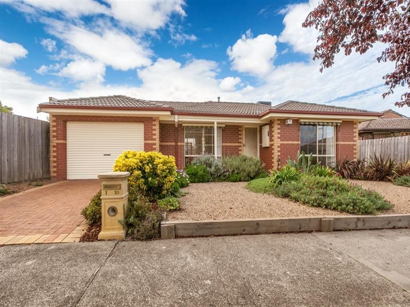 1/10 Cabot Drive, Epping VIC 3076