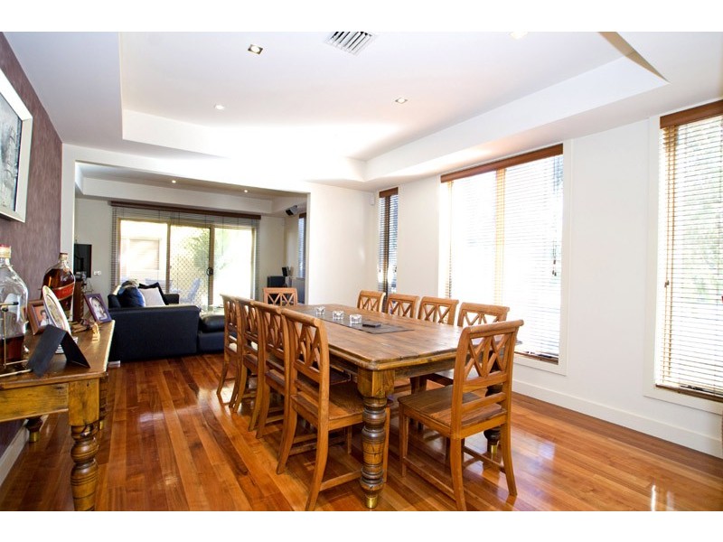 19 Vista Way, South Morang VIC 3752