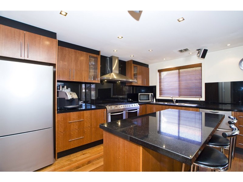 19 Vista Way, South Morang VIC 3752