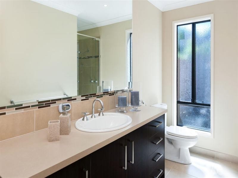 27 Shaftesbury Drive, Epping VIC 3076