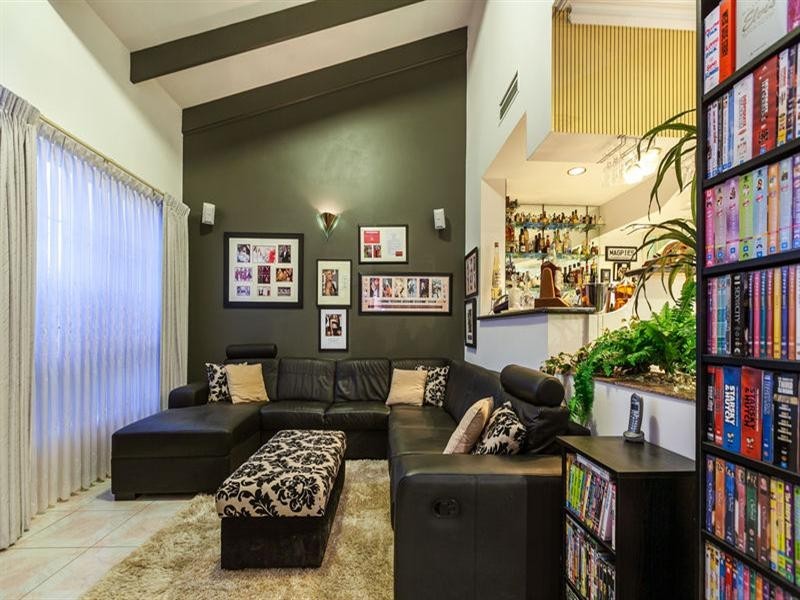 92 Greenvale Drive, Greenvale VIC 3059