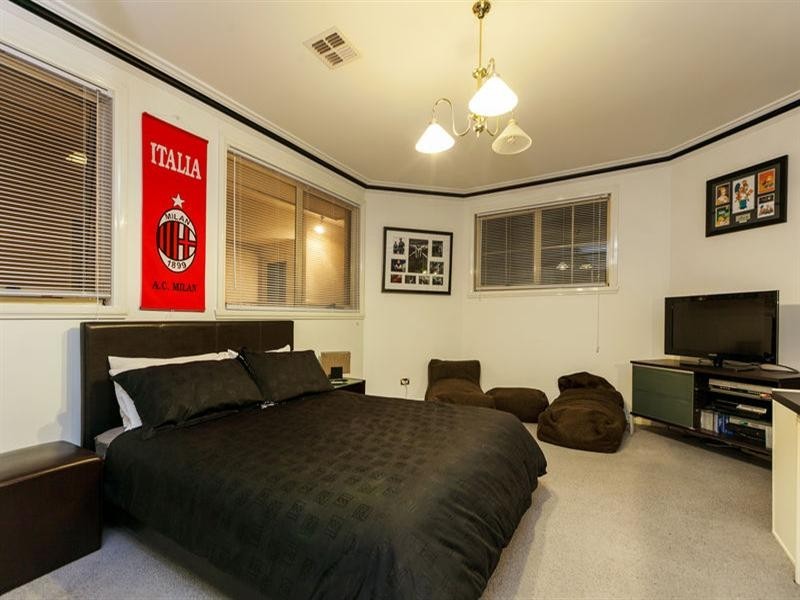 92 Greenvale Drive, Greenvale VIC 3059