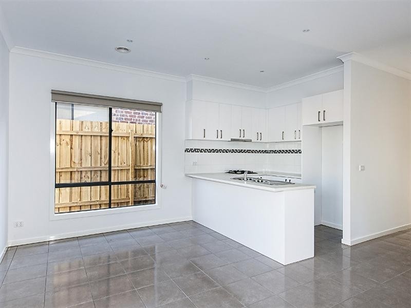 17 Oriano Road, Epping VIC 3076