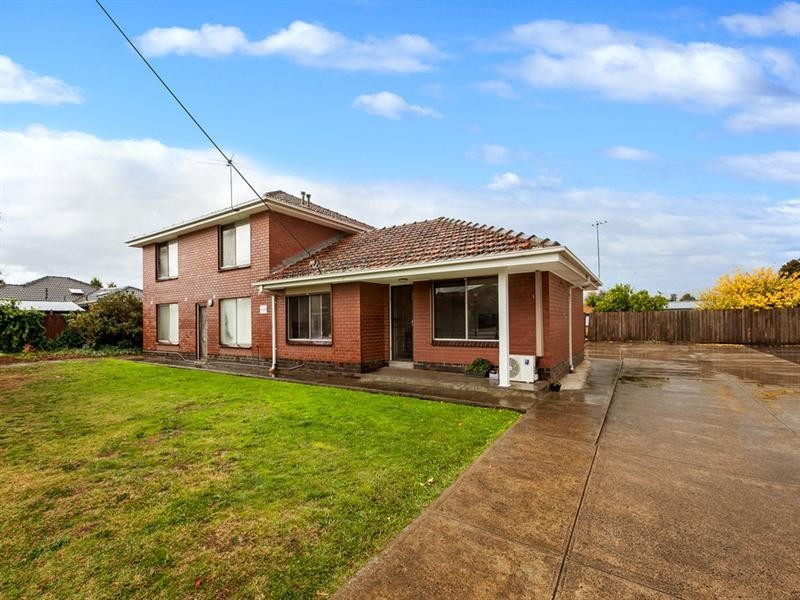 1/10 Mackey Street, Lalor VIC 3075