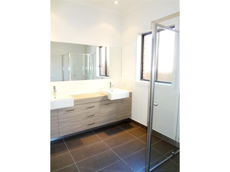 10 Efficient Street, Epping VIC 3076