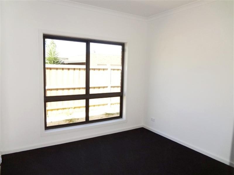 10 Efficient Street, Epping VIC 3076