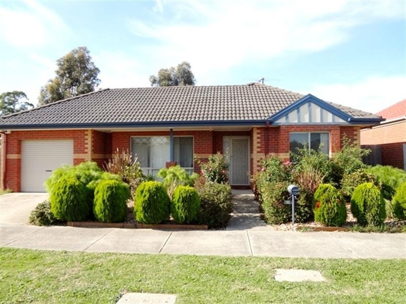 10 Lovely Way, South Morang VIC 3752