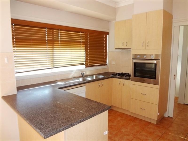 10 Lovely Way, South Morang VIC 3752