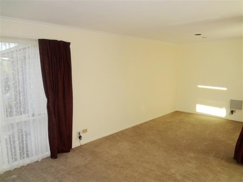 13 Longwood Drive, Epping VIC 3076