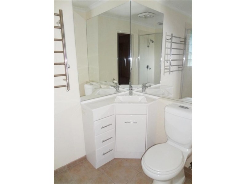 13 Longwood Drive, Epping VIC 3076