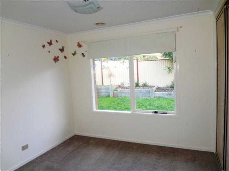 13 Longwood Drive, Epping VIC 3076