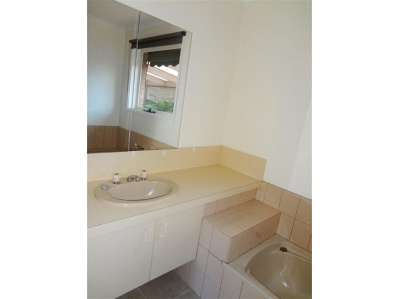 13 Longwood Drive, Epping VIC 3076