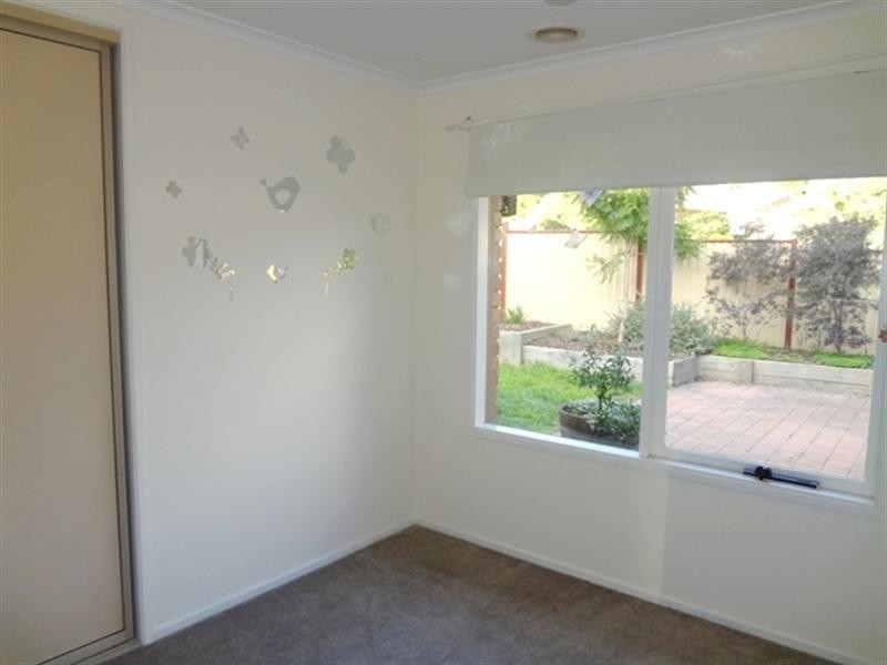 13 Longwood Drive, Epping VIC 3076