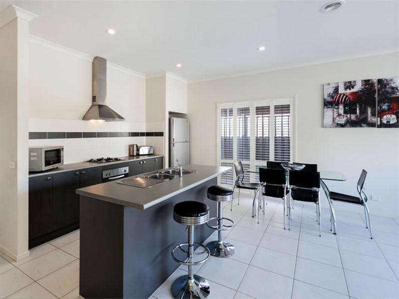 24 Mabel Street, Doreen VIC 3754